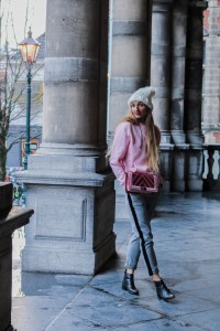 pink hoodie